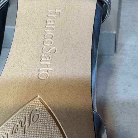 NEW! Franco Sarto "Amina," Silver Slingbacks - Picture 8 of 10